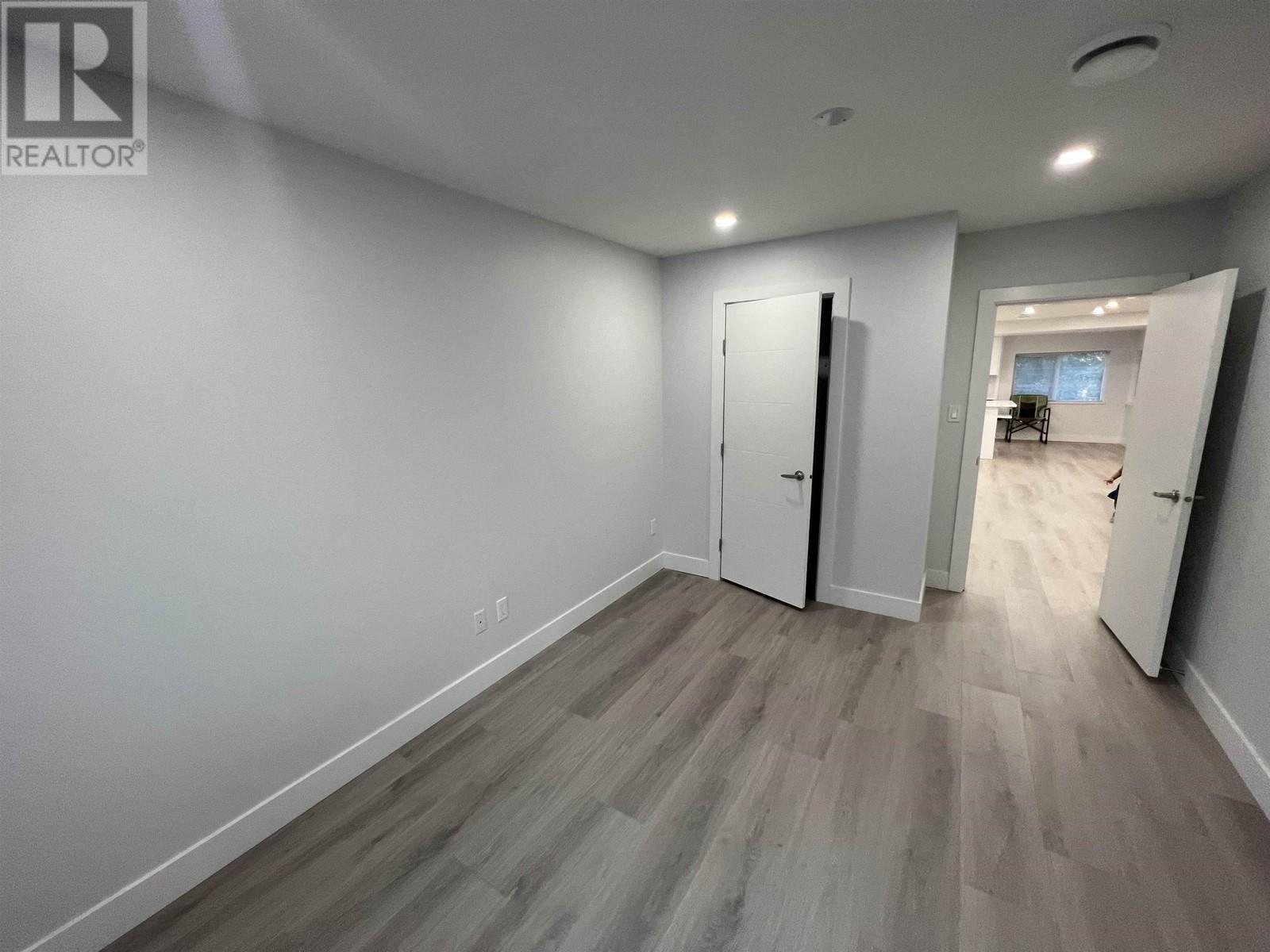 27601 104th Avenue, Maple Ridge, British Columbia  V2W 1M6 - Photo 15 - R2803337