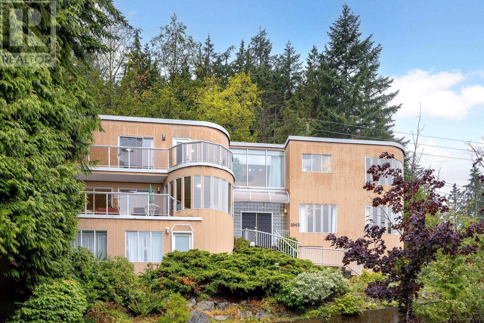 1045 MILLSTREAM ROAD, west vancouver, British Columbia