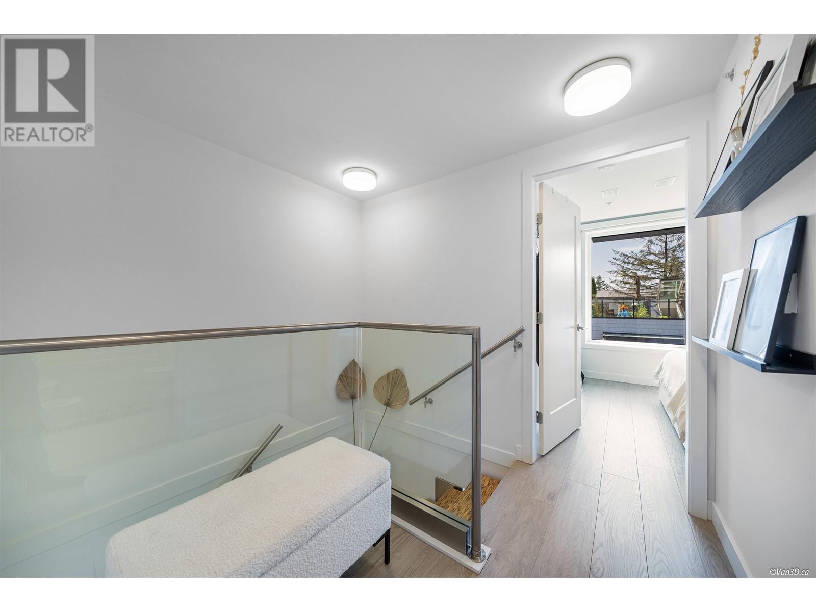 31 720 E 3rd Street, North Vancouver, British Columbia  V7L 0G7 - Photo 11 - R2803160