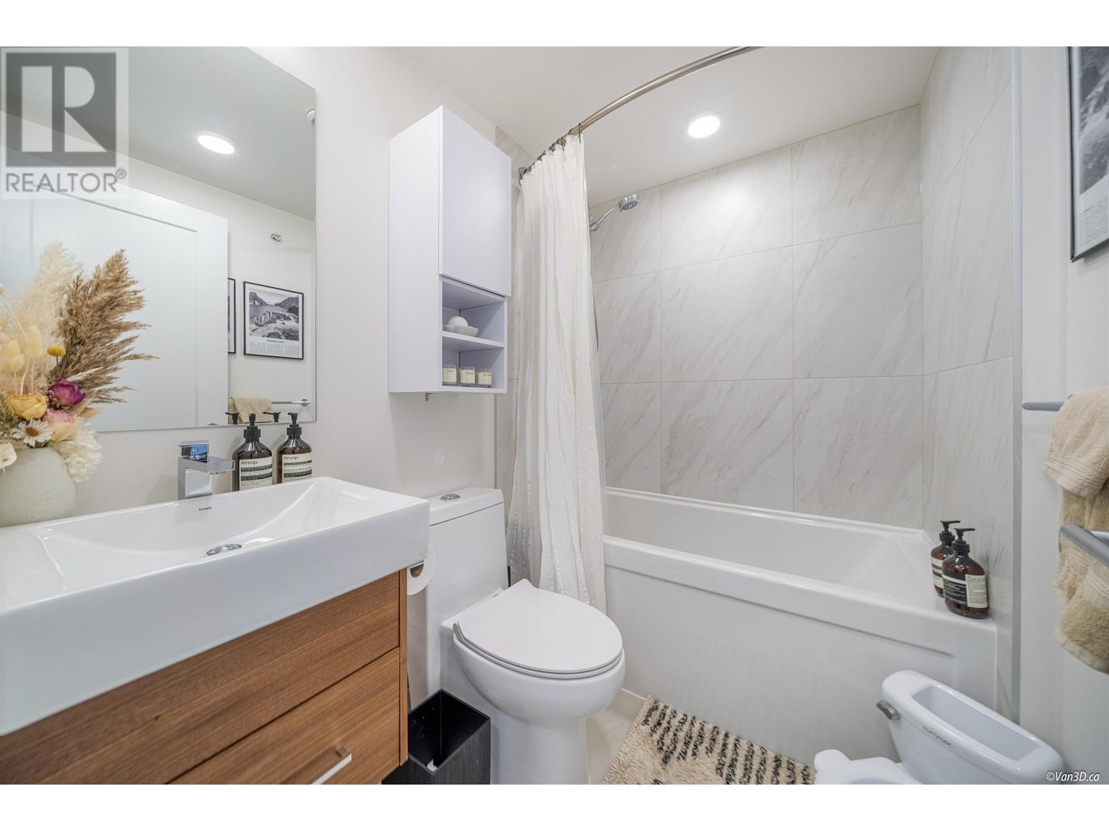 31 720 E 3rd Street, North Vancouver, British Columbia  V7L 0G7 - Photo 16 - R2803160