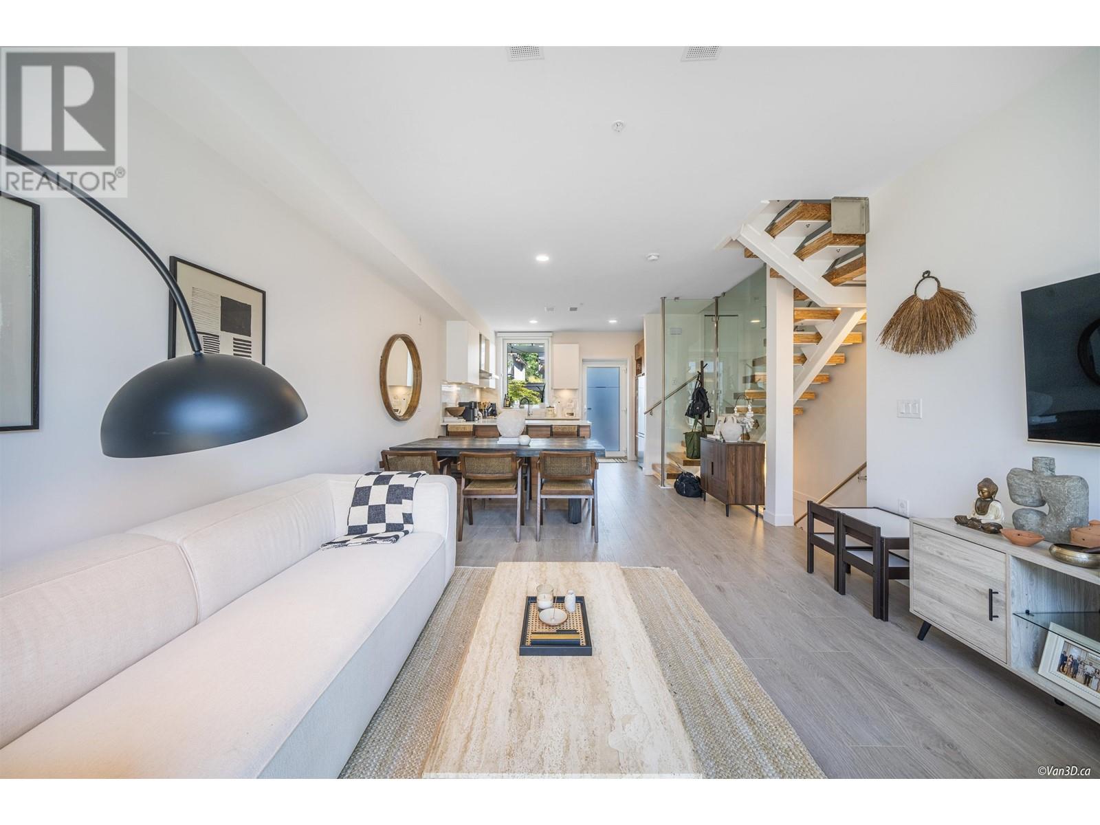 31 720 E 3rd Street, North Vancouver, British Columbia  V7L 0G7 - Photo 8 - R2803160