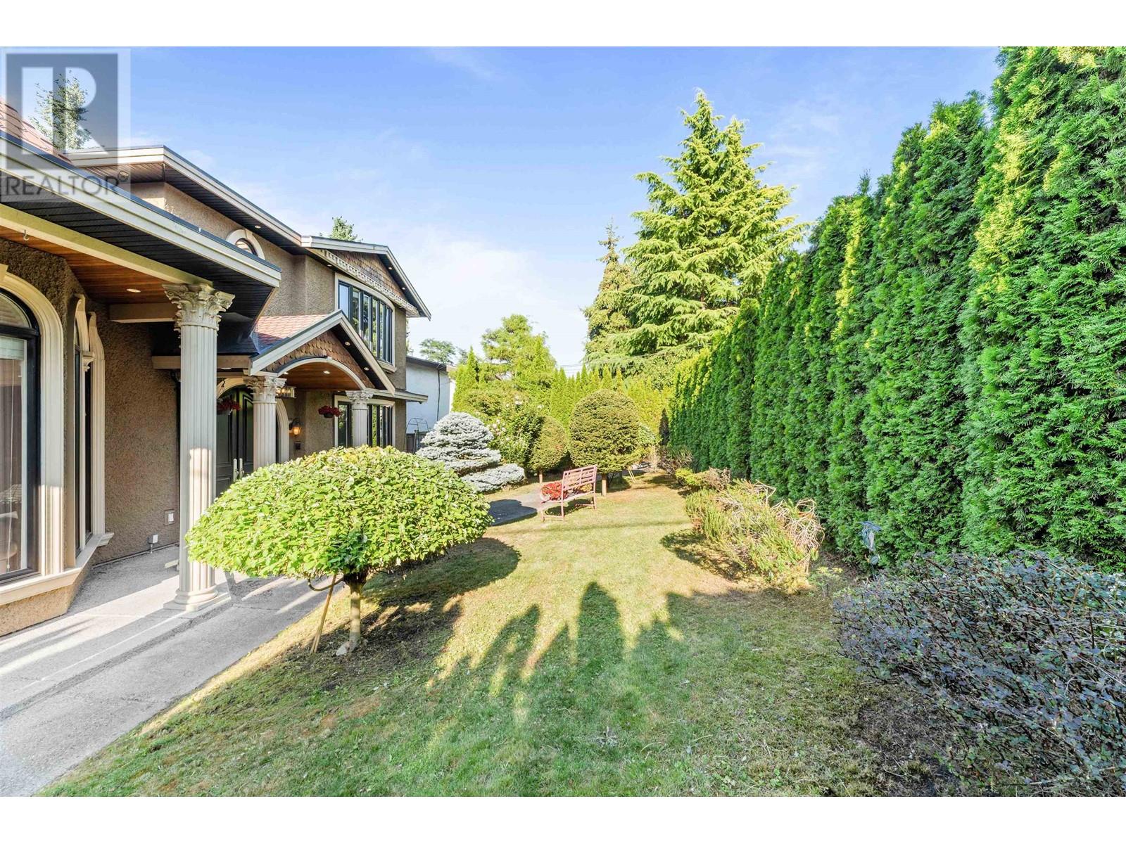 5611 Irving Street, Burnaby, British Columbia  V5H 1V5 - Photo 26 - R2803601