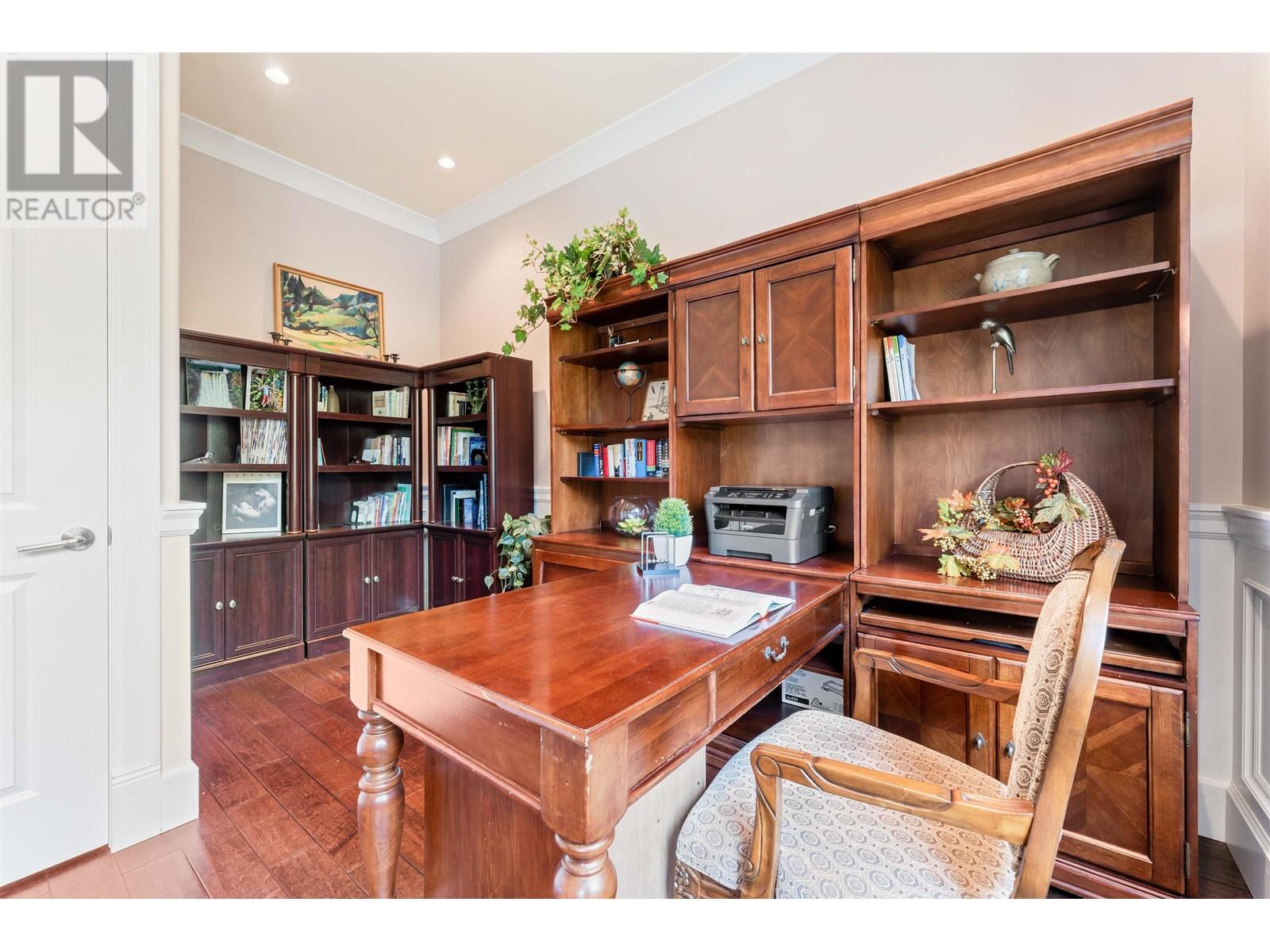 5611 Irving Street, Burnaby, British Columbia  V5H 1V5 - Photo 18 - R2803601