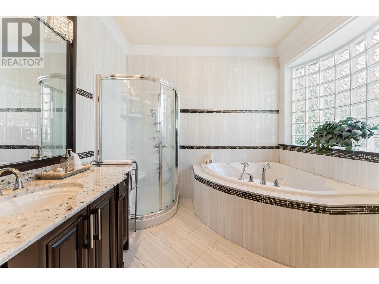 5611 Irving Street, Burnaby, British Columbia  V5H 1V5 - Photo 20 - R2803601