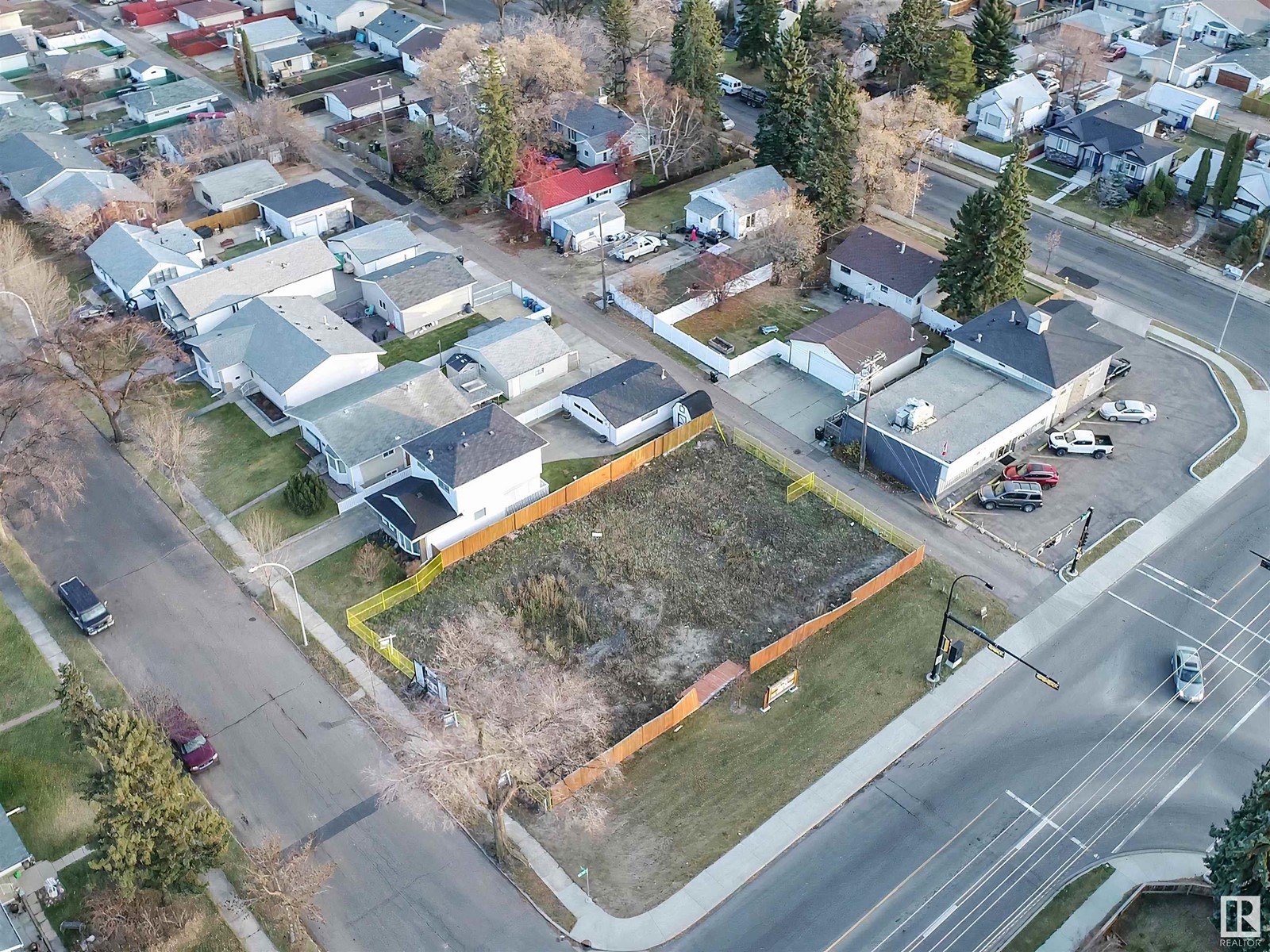 4841 115 AV NW, edmonton, Alberta