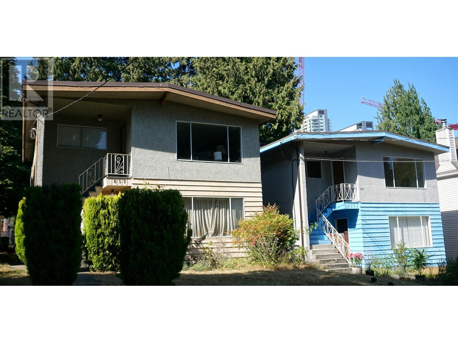 651-653 W 71st Avenue, Vancouver, British Columbia  V6P 2Z9 - Photo 1 - R2800749