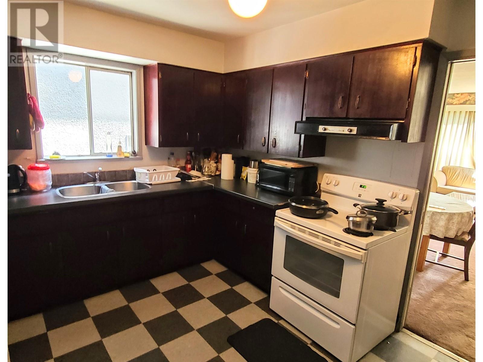651-653 W 71st Avenue, Vancouver, British Columbia  V6P 2Z9 - Photo 4 - R2800749