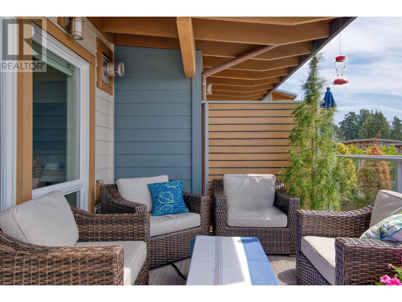 5374 Wakefield Beach Lane, Sechelt, British Columbia  V7Z 0T6 - Photo 13 - R2803710