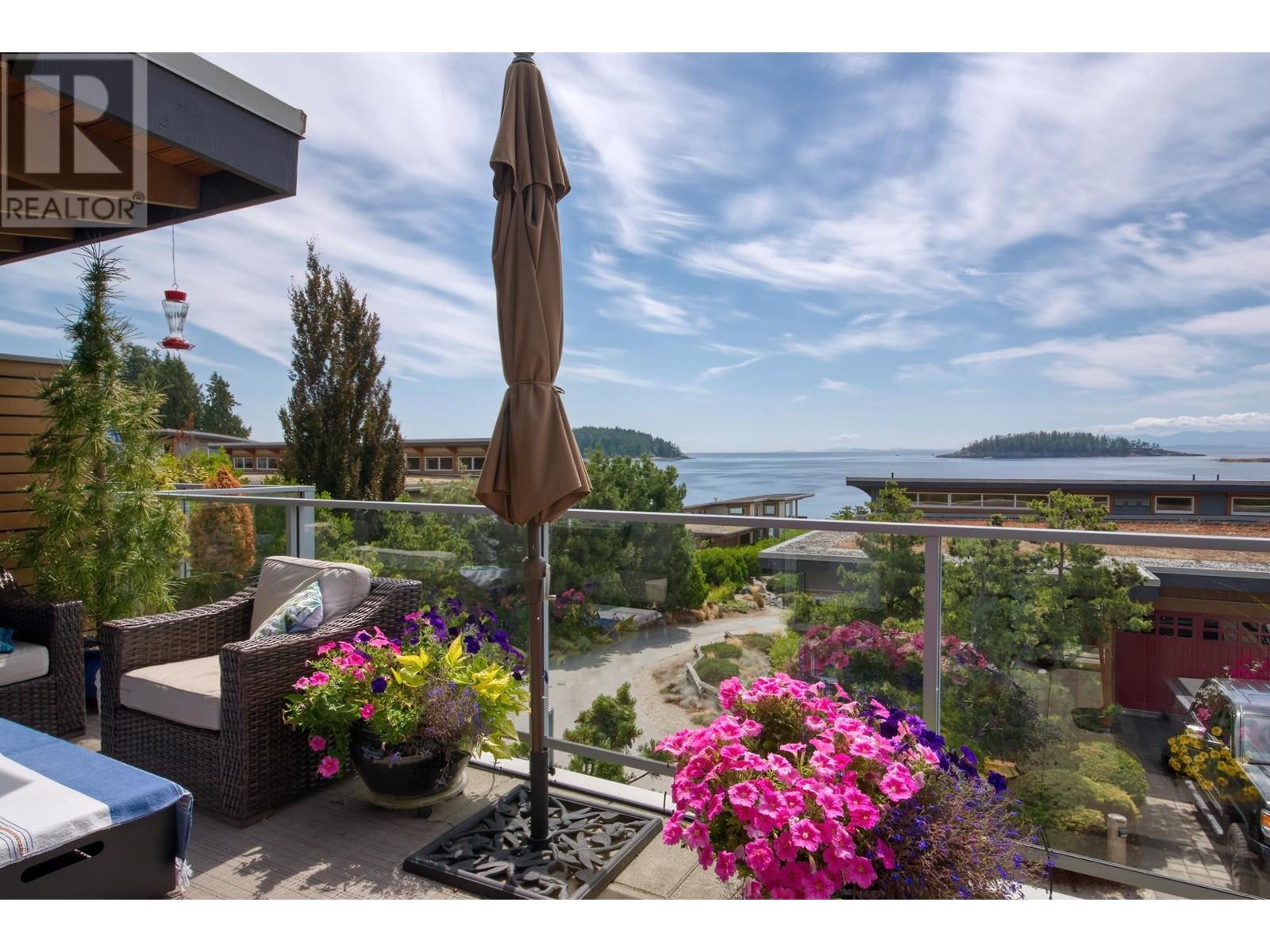 5374 Wakefield Beach Lane, Sechelt, British Columbia  V7Z 0T6 - Photo 14 - R2803710
