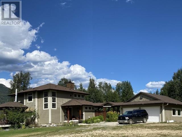 5920 WIKKI-UP CREEK FS ROAD, barriere, British Columbia