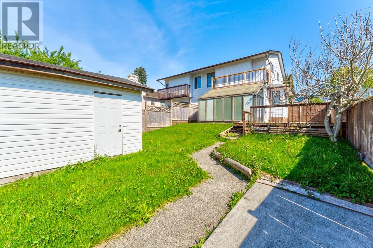 1018 Rochester Avenue, Coquitlam, British Columbia  V3K 2W7 - Photo 2 - R2803921