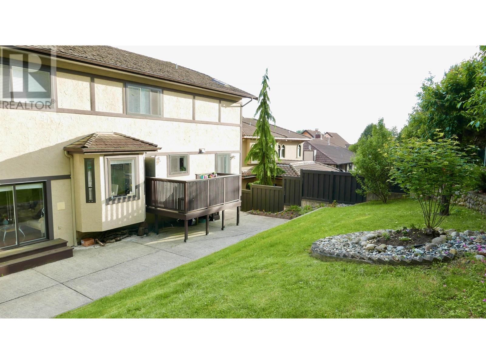 7625 Aubrey Street, Burnaby, British Columbia  V5A 1K6 - Photo 12 - R2803715