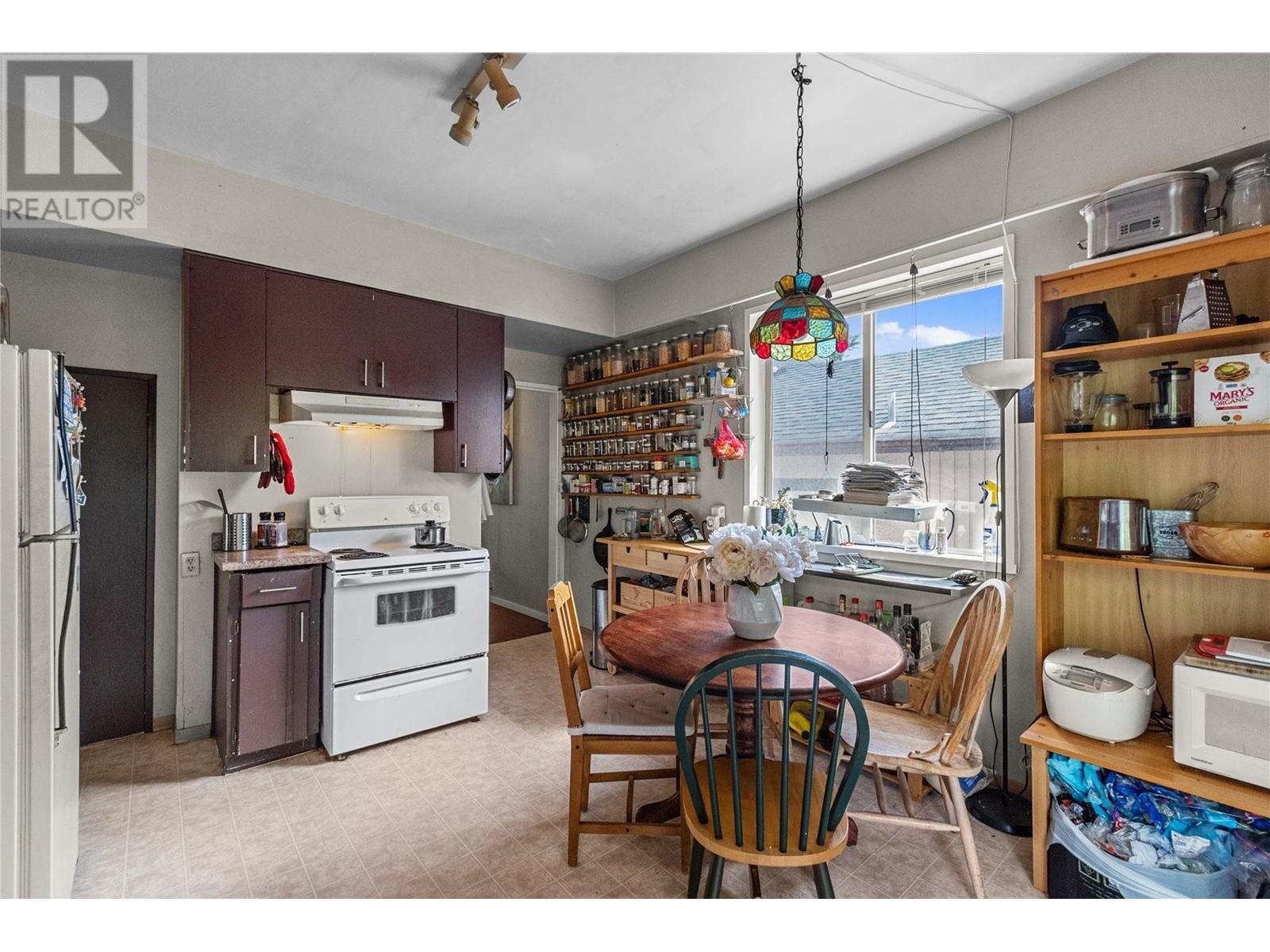 3460 W 14th Avenue, Vancouver, British Columbia  V6R 2W1 - Photo 5 - R2803257