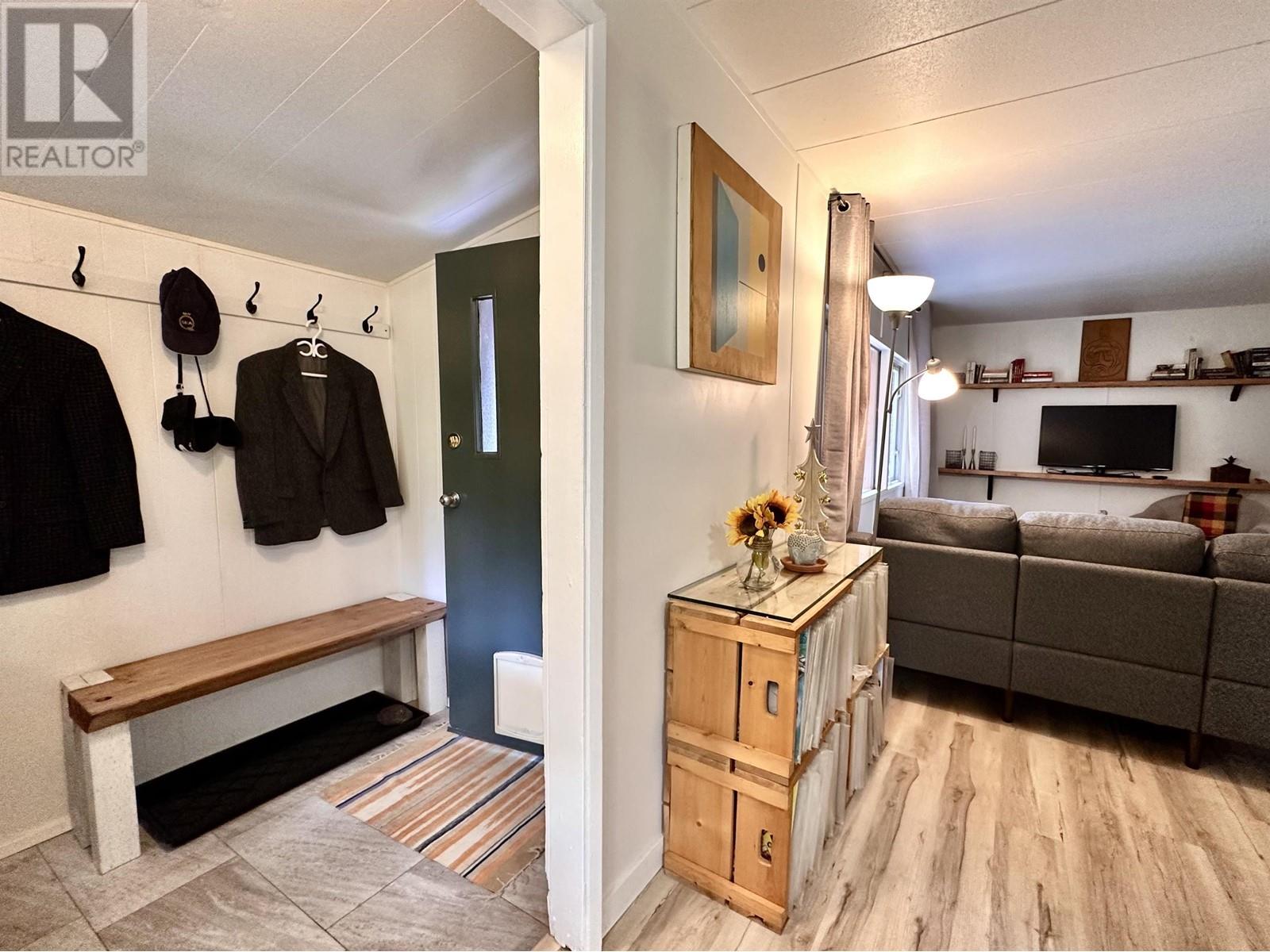 12 5294 Selma Park Road, Sechelt, British Columbia  V7Z 0C2 - Photo 3 - R2804120