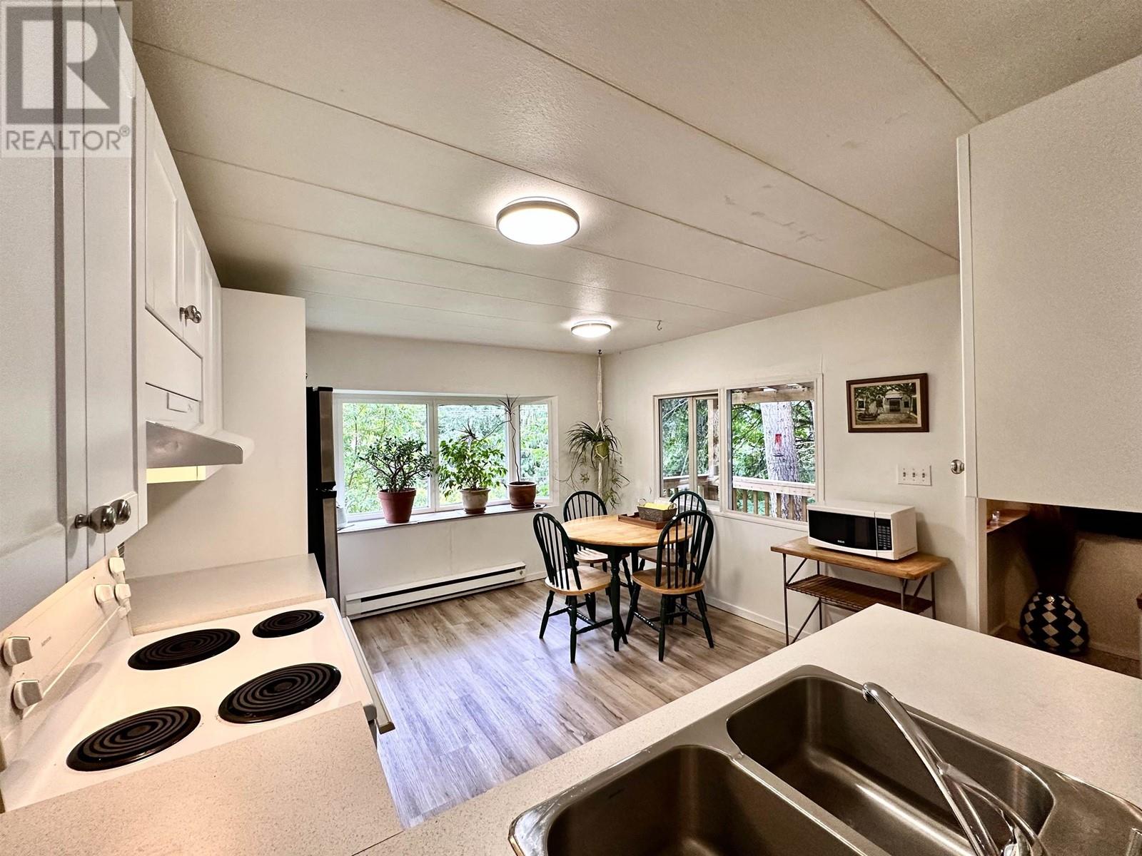 12 5294 Selma Park Road, Sechelt, British Columbia  V7Z 0C2 - Photo 5 - R2804120