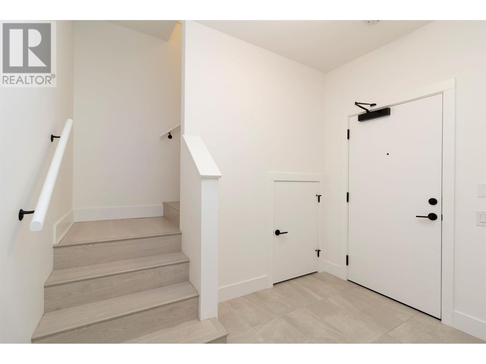 8 9735 University Crescent, Burnaby, British Columbia  V5A 0E5 - Photo 26 - R2799320