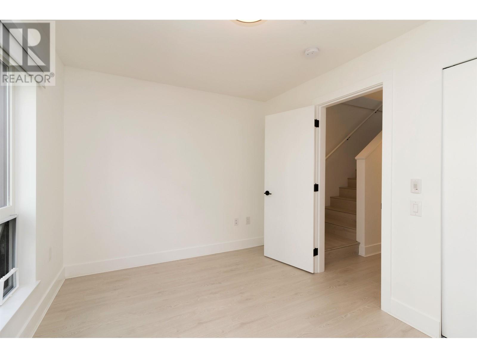 8 9735 University Crescent, Burnaby, British Columbia  V5A 0E5 - Photo 11 - R2799320