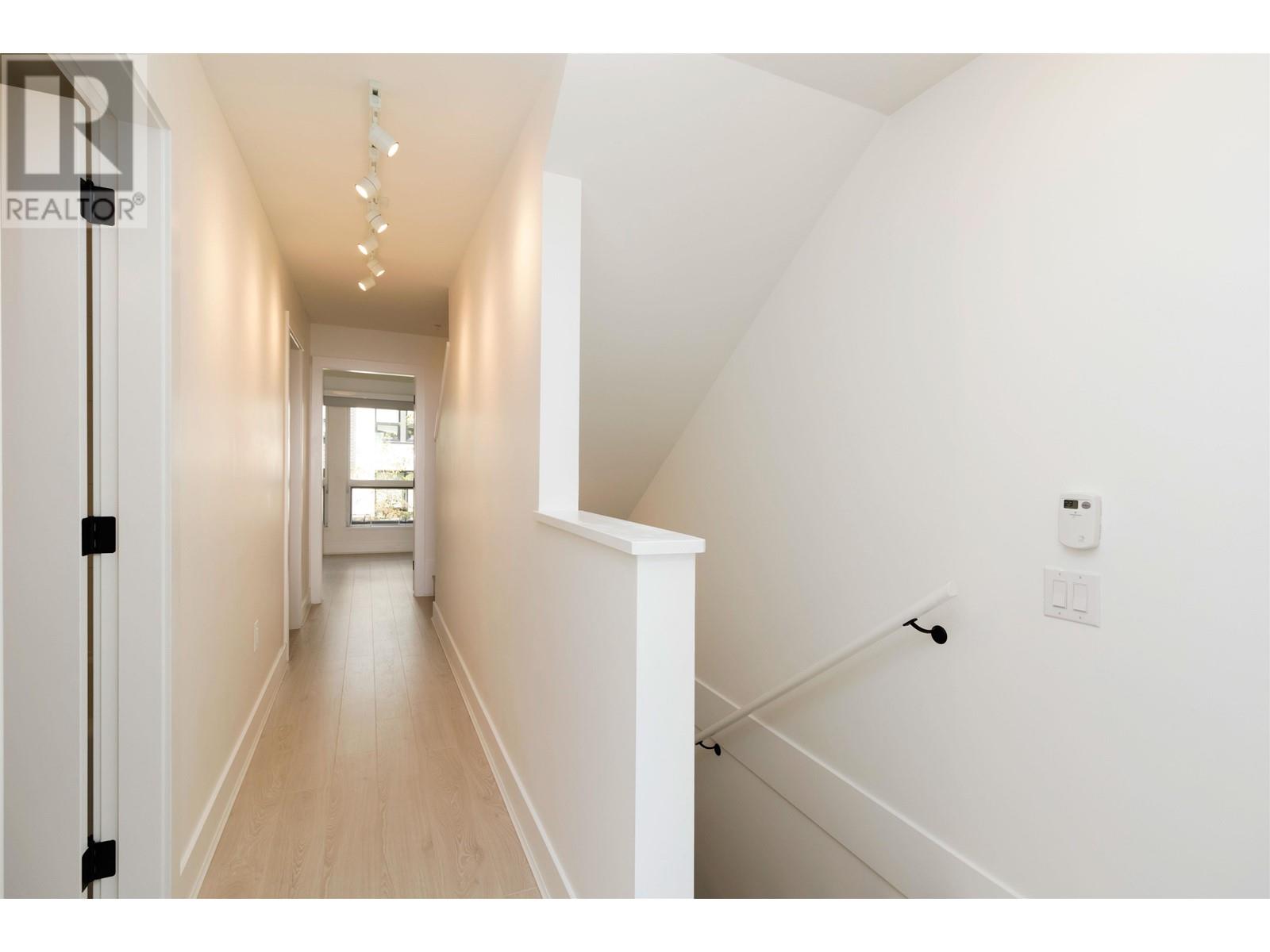 8 9735 University Crescent, Burnaby, British Columbia  V5A 0E5 - Photo 17 - R2799320