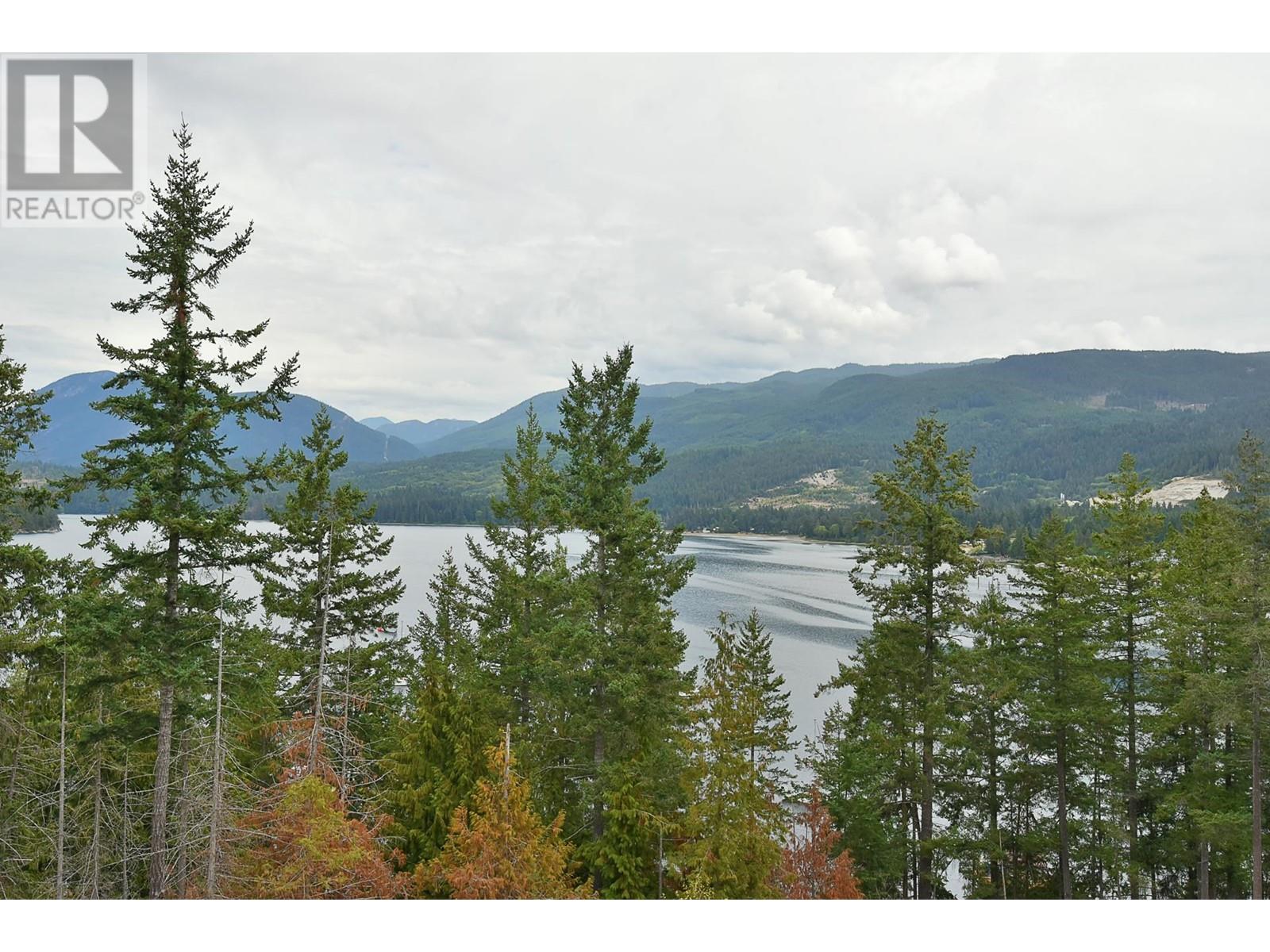 301 5780 Marine Way, Sechelt, British Columbia  V7Z 0L8 - Photo 21 - R2804144