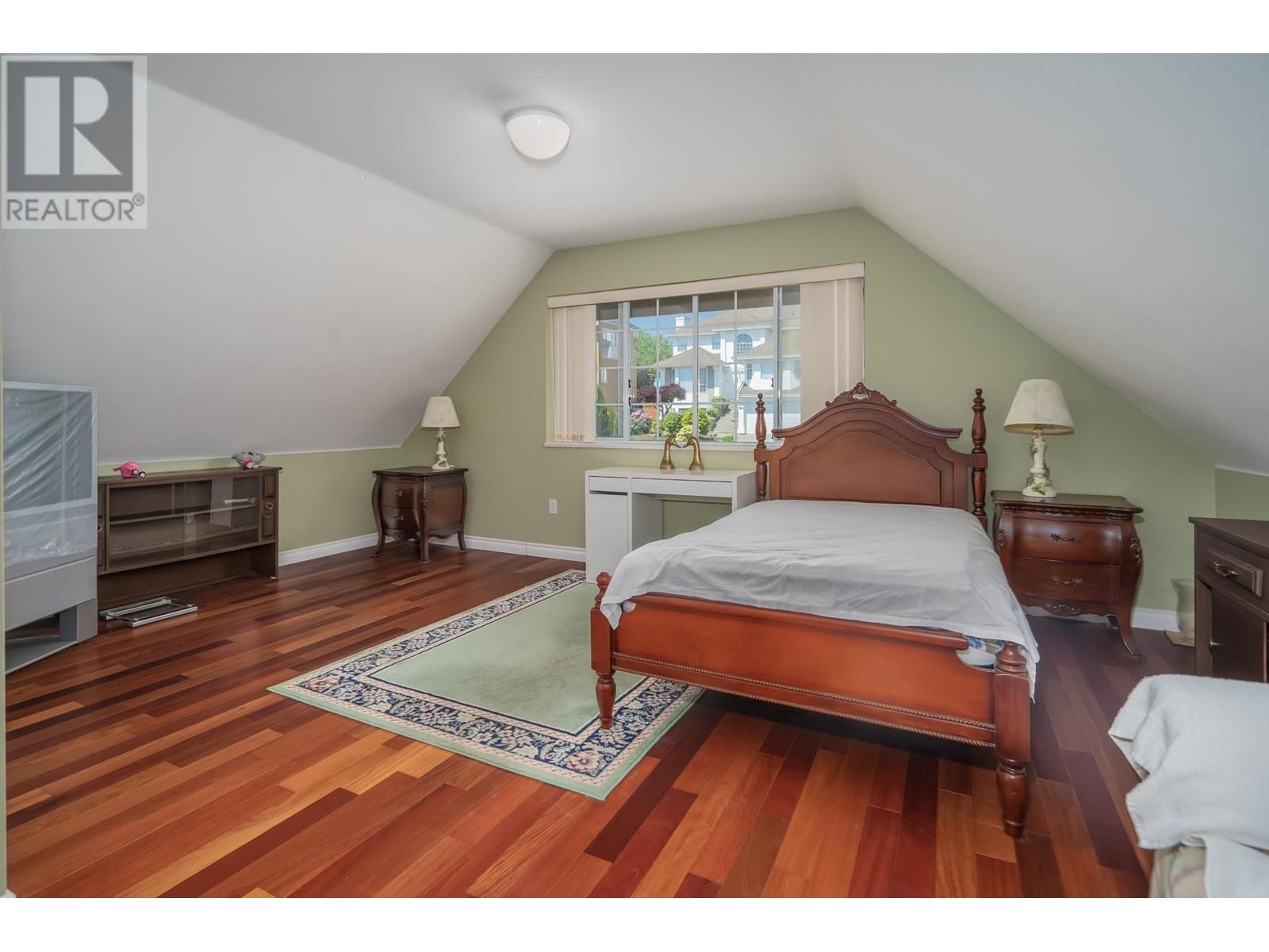 2260 Leclair Drive, Coquitlam, British Columbia  V3K 6P6 - Photo 32 - R2803538