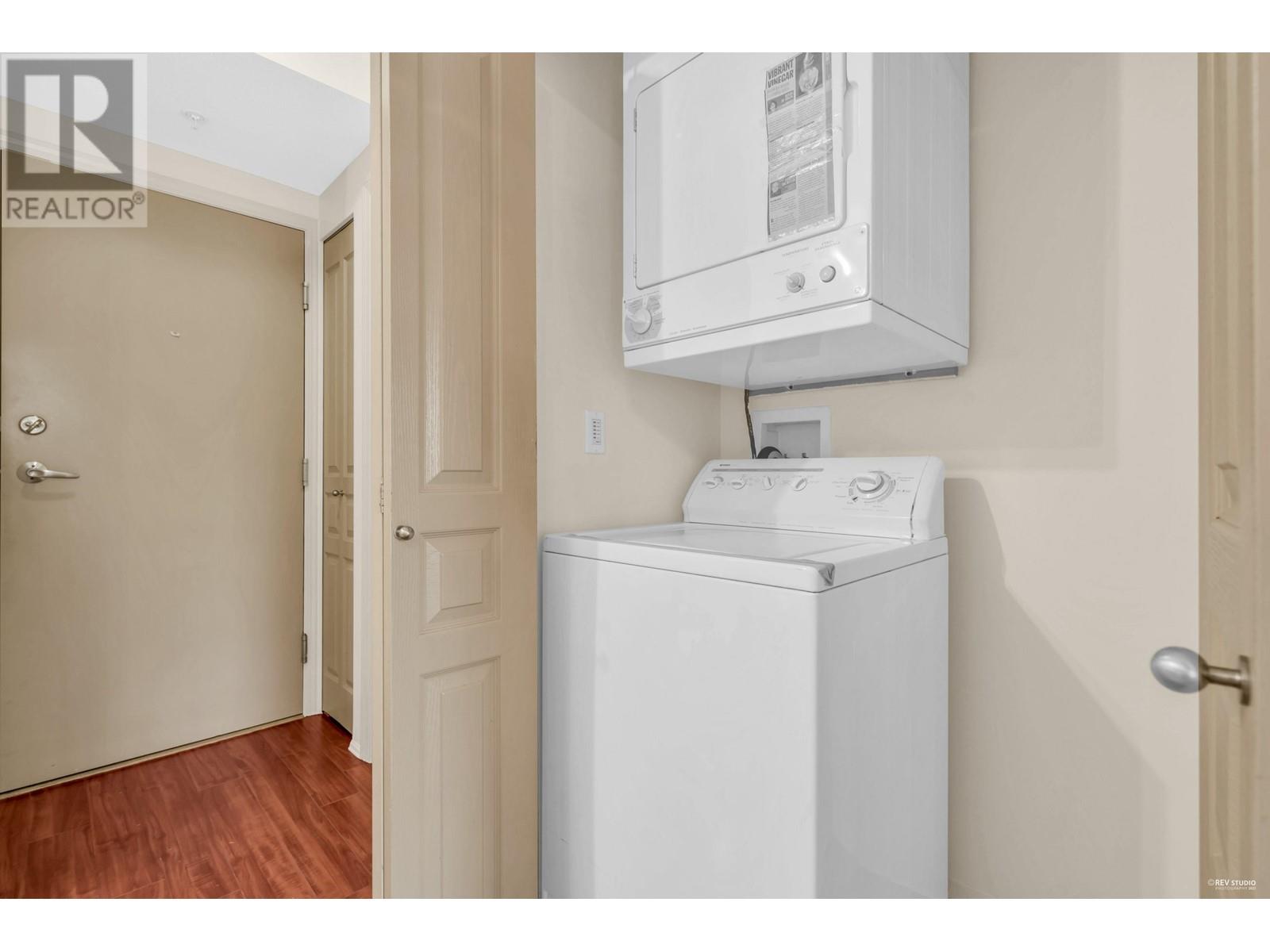 302 3438 Vanness Avenue, Vancouver, British Columbia  V5R 6E7 - Photo 9 - R2803727
