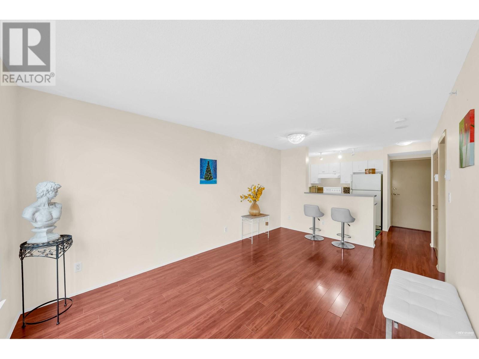 302 3438 Vanness Avenue, Vancouver, British Columbia  V5R 6E7 - Photo 2 - R2803727