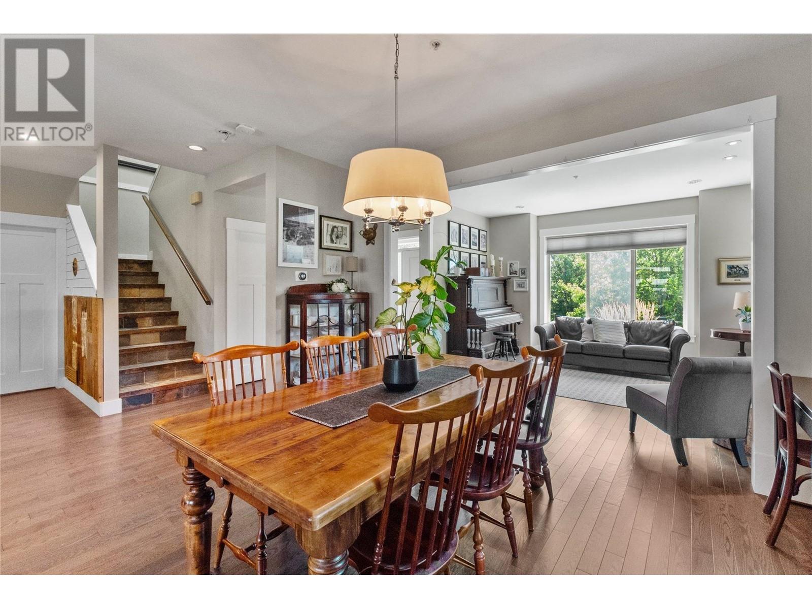 2955 Strangway Place, Squamish, British Columbia  V8B 0P8 - Photo 7 - R2801186