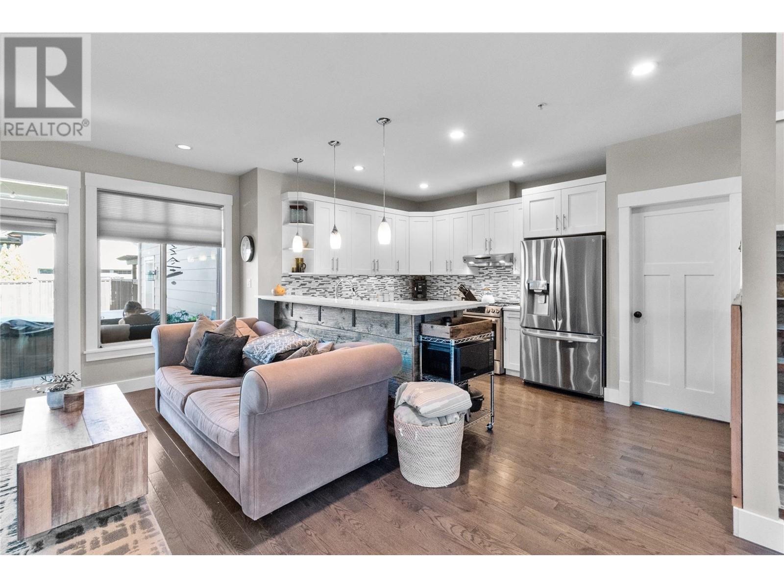 2955 Strangway Place, Squamish, British Columbia  V8B 0P8 - Photo 12 - R2801186