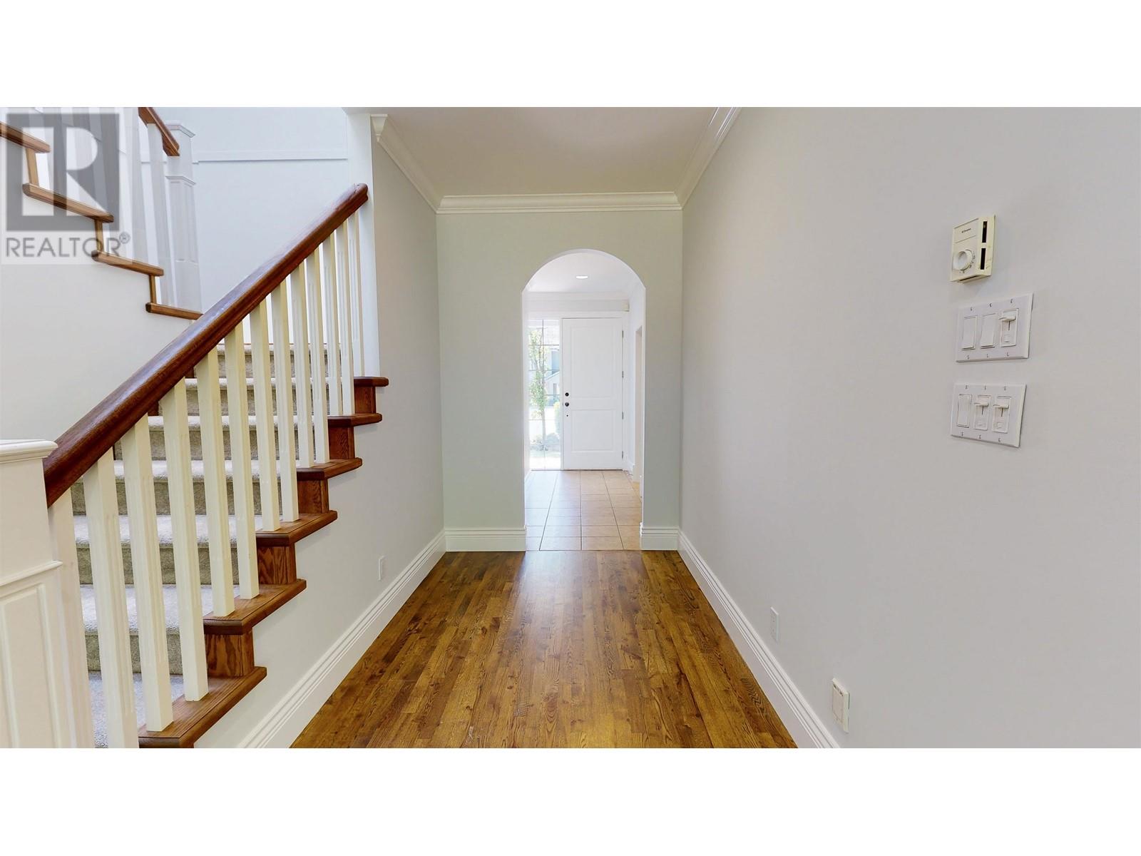 38636 Cherry Drive, Squamish, British Columbia  V8B 0W1 - Photo 3 - R2781654
