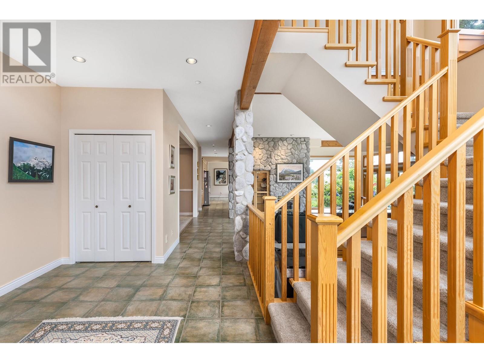 182 Furry Creek Drive, Furry Creek, British Columbia  V8B 1A3 - Photo 11 - R2804444