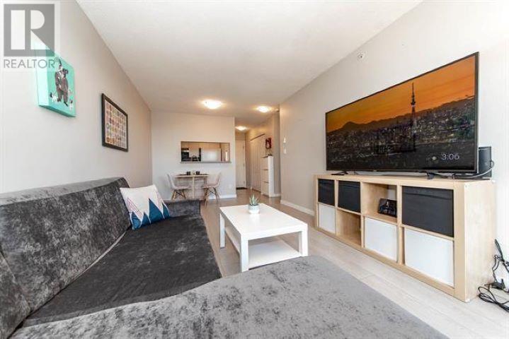 907 3489 Ascot Place, Vancouver, British Columbia  V5R 6B6 - Photo 8 - R2804438