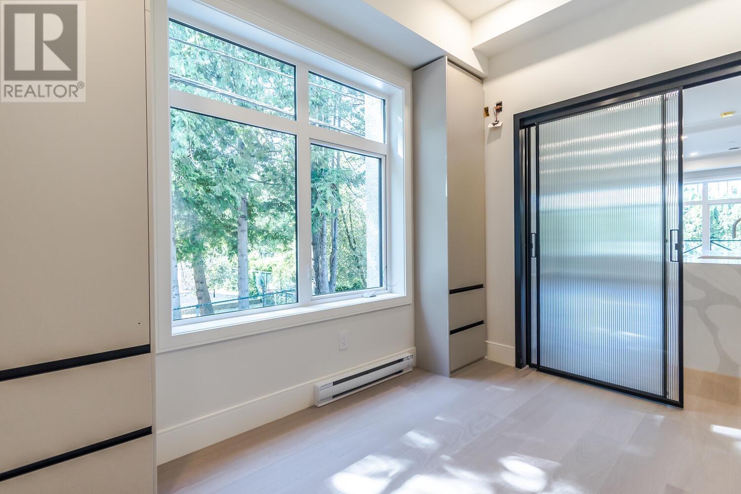 1516 W 61st Avenue, Vancouver, British Columbia  V6P 4Y9 - Photo 11 - R2803221