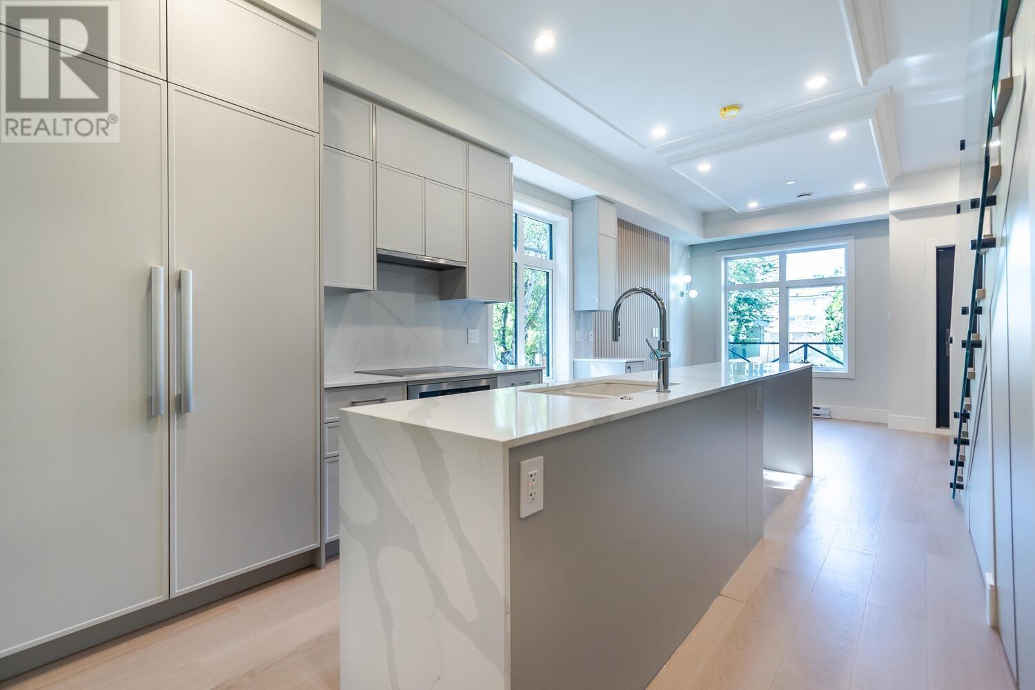 1516 W 61st Avenue, Vancouver, British Columbia  V6P 4Y9 - Photo 9 - R2803221