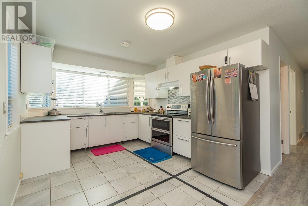 23750 119b Avenue, Maple Ridge, British Columbia  V4R 1V9 - Photo 9 - R2802451