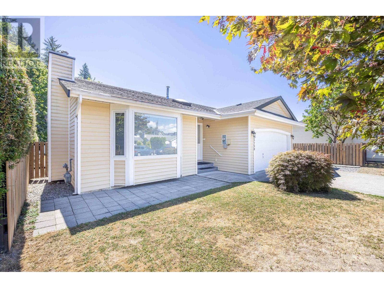 23750 119b Avenue, Maple Ridge, British Columbia  V4R 1V9 - Photo 2 - R2802451
