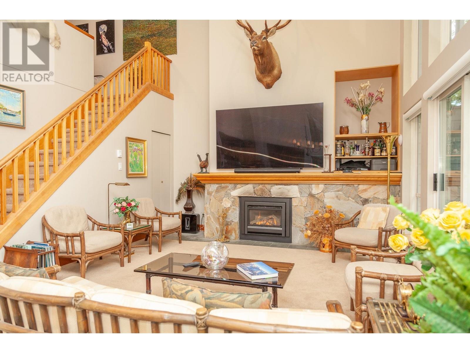 19 4628 Blackcomb Way, Whistler, British Columbia  V0N 1B4 - Photo 4 - R2801238