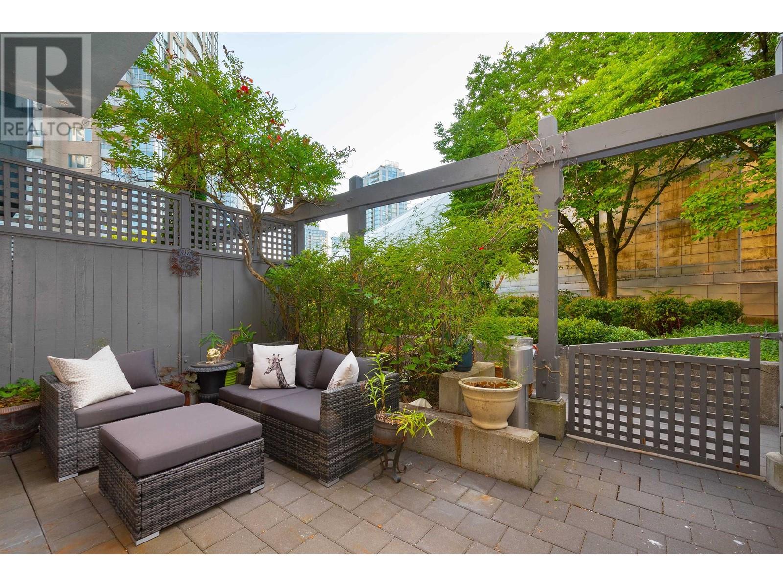 Th6 63 Keefer Place, Vancouver, British Columbia  V6B 6N6 - Photo 5 - R2803882