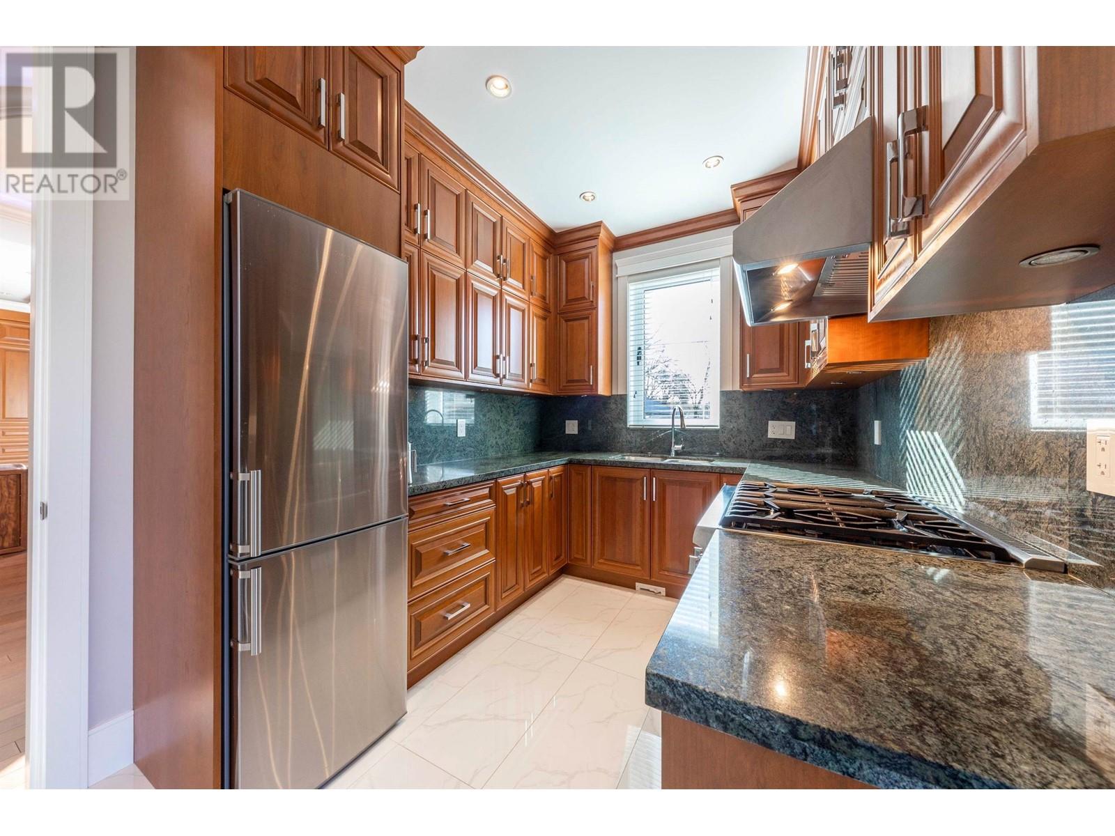 2428 W 22nd Avenue, Vancouver, British Columbia  V6L 1L9 - Photo 13 - R2804236