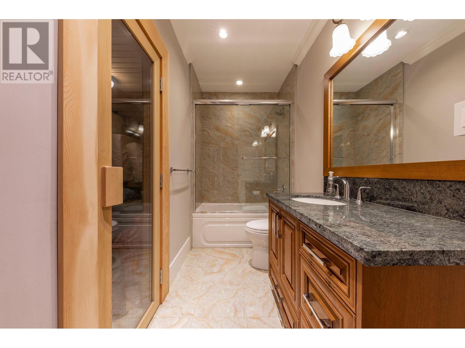 2428 W 22nd Avenue, Vancouver, British Columbia  V6L 1L9 - Photo 29 - R2804236