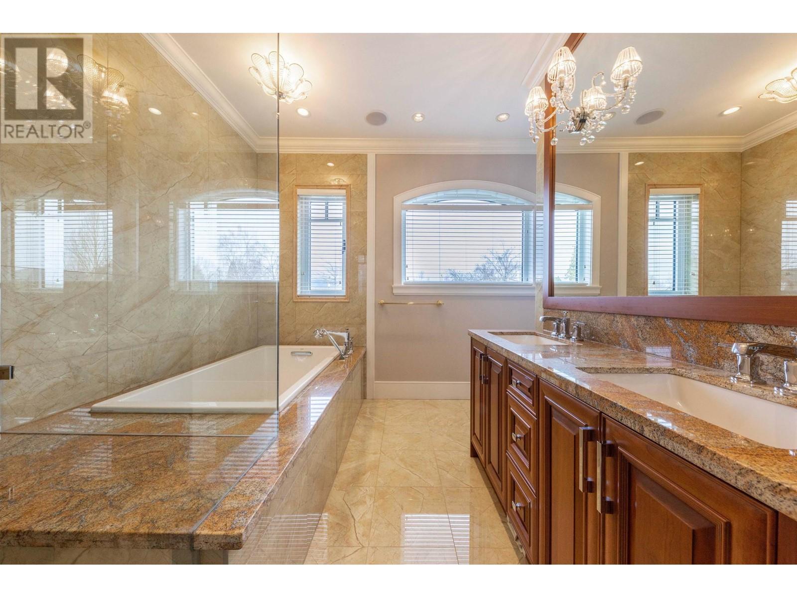 2428 W 22nd Avenue, Vancouver, British Columbia  V6L 1L9 - Photo 23 - R2804236