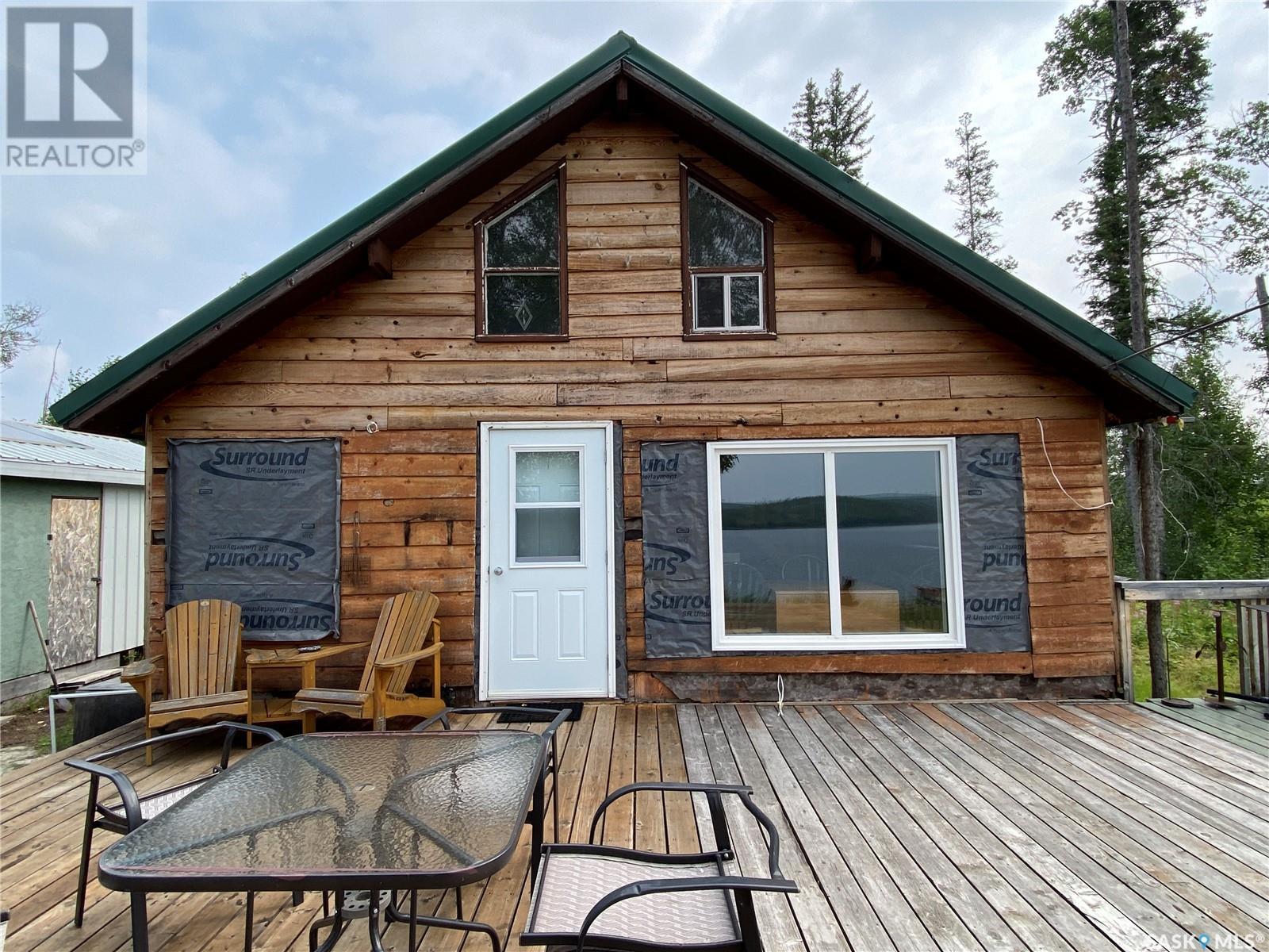 Remote Cabin In Bague Bay, Nemeiben Lake, Saskatchewan  S0J 1L0 - Photo 2 - SK940916