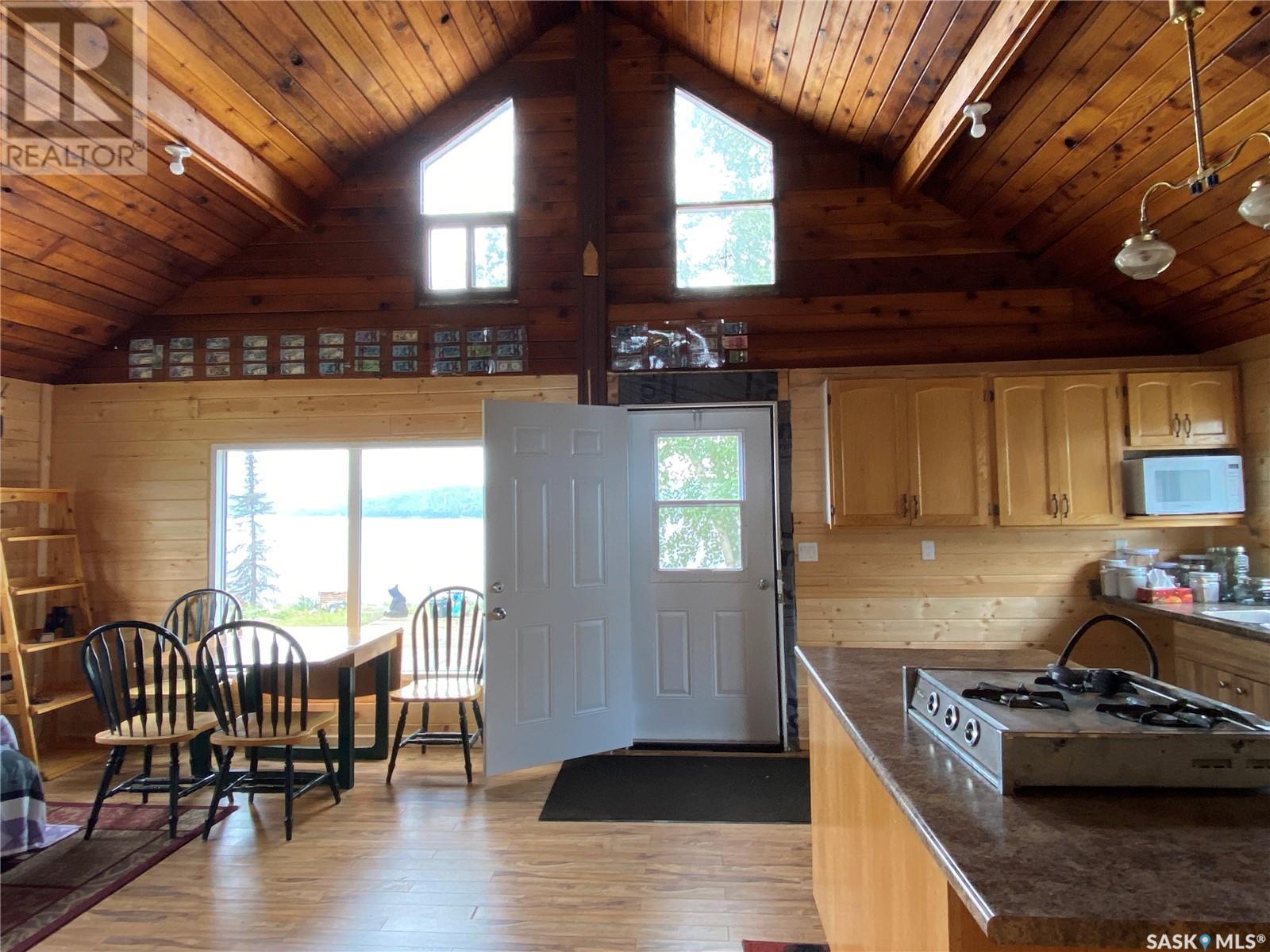 Remote Cabin In Bague Bay, Nemeiben Lake, Saskatchewan  S0J 1L0 - Photo 5 - SK940916