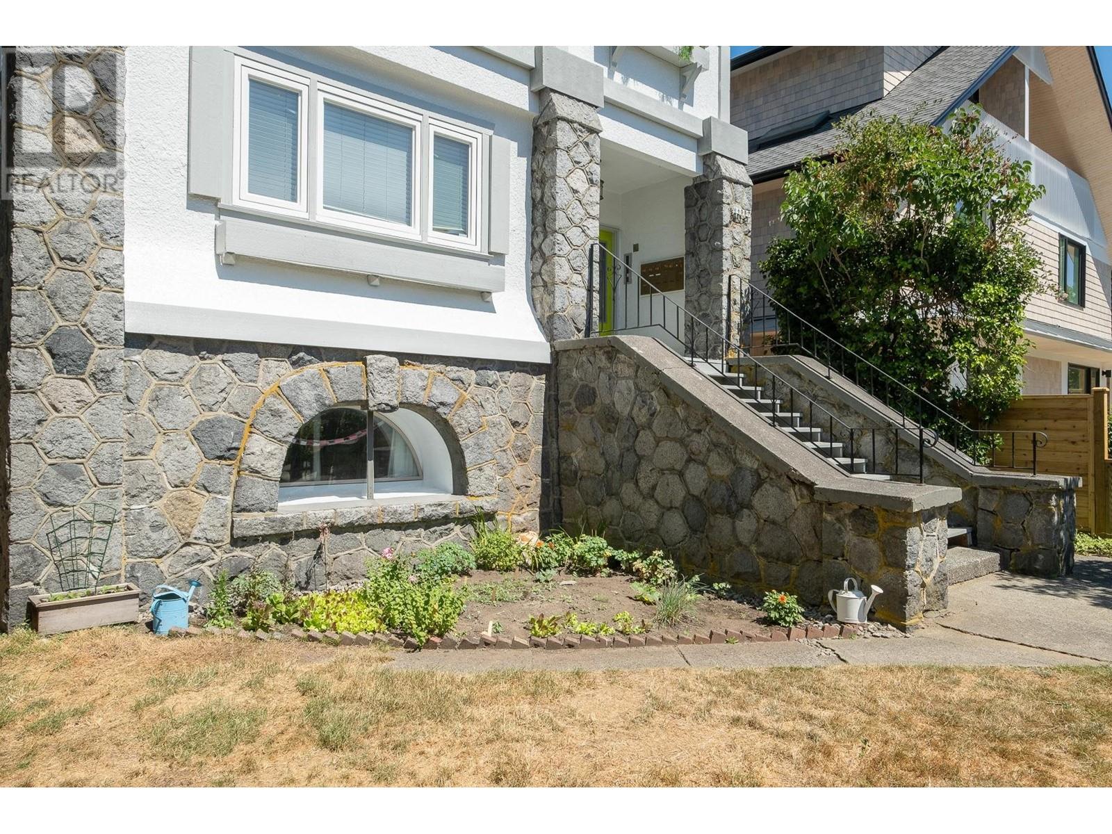 2575 W 3rd Avenue, Vancouver, British Columbia  V6K 1M2 - Photo 5 - R2799841