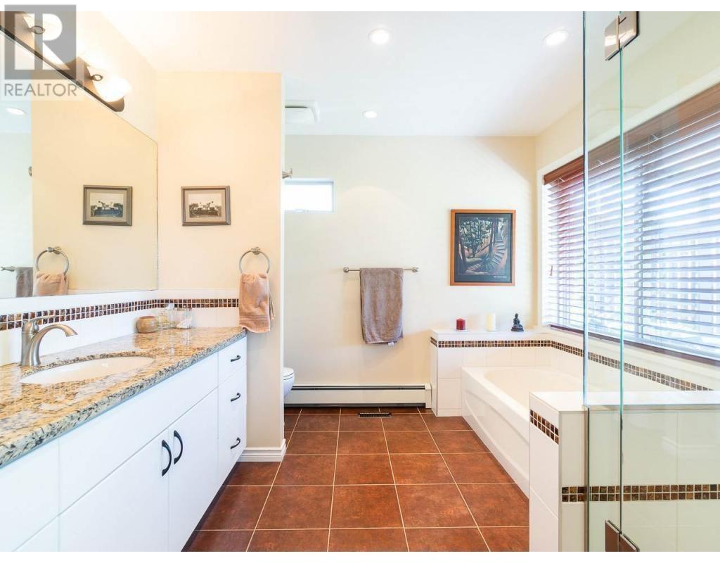 8511 Seafair Drive, Richmond, British Columbia  V7C 1X7 - Photo 4 - R2756587