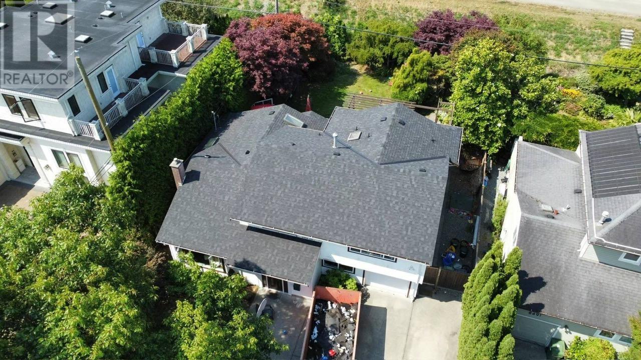 8511 Seafair Drive, Richmond, British Columbia  V7C 1X7 - Photo 12 - R2756587
