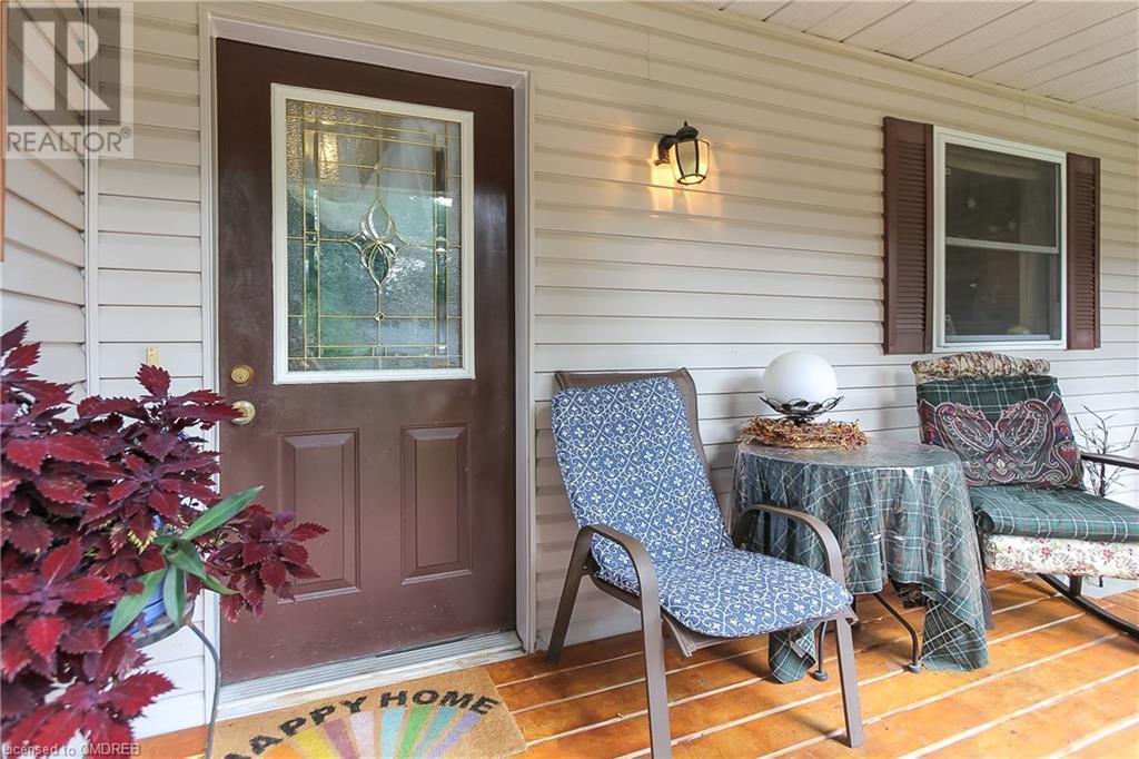 225 39th Street S, Wasaga Beach, Ontario  L9Z 1S3 - Photo 3 - 40460312
