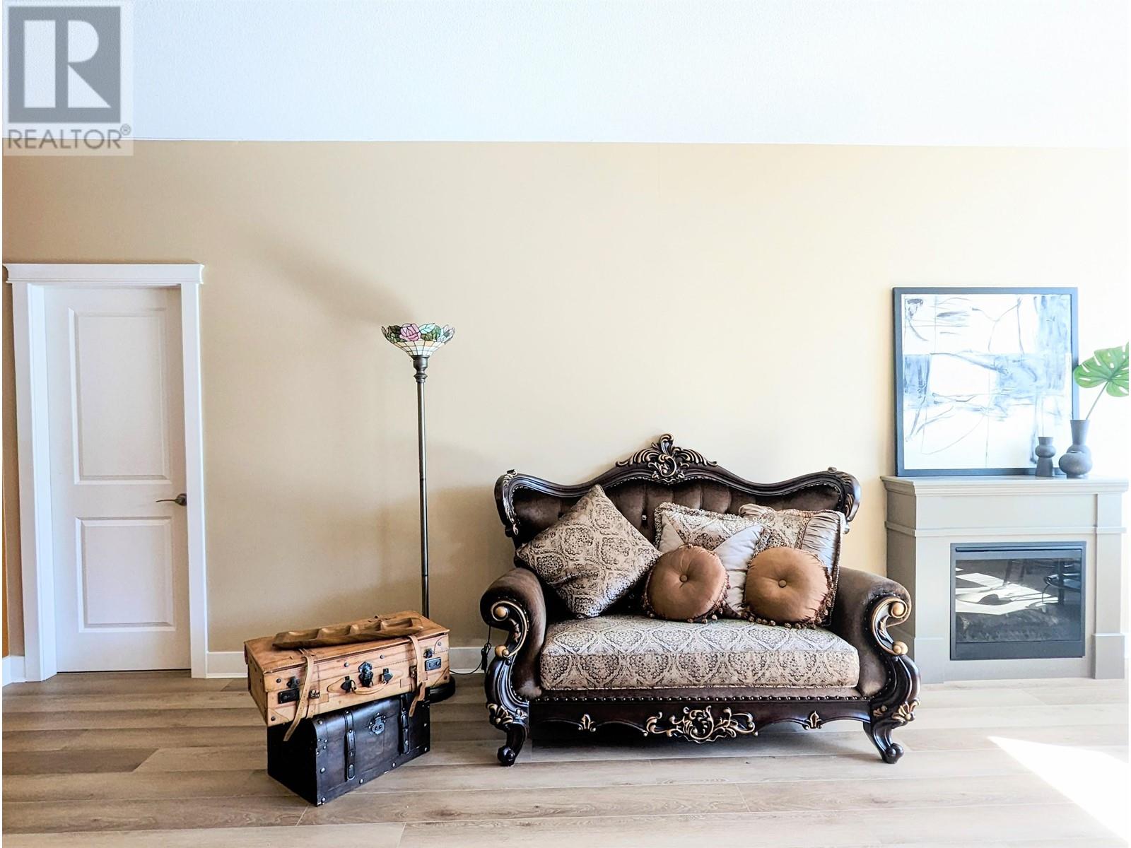 811 1415 Parkway Boulevard, Coquitlam, British Columbia  V3E 0C7 - Photo 5 - R2804675
