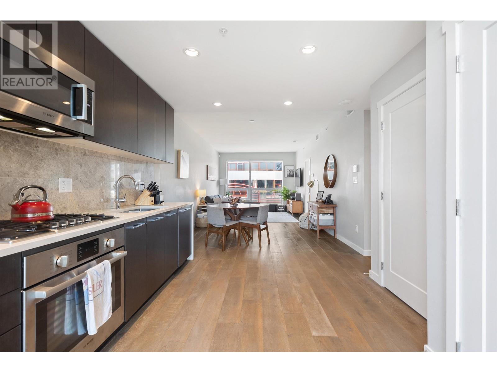 305 118 Carrie Cates Court, North Vancouver, British Columbia  V7L 0B2 - Photo 11 - R2804714