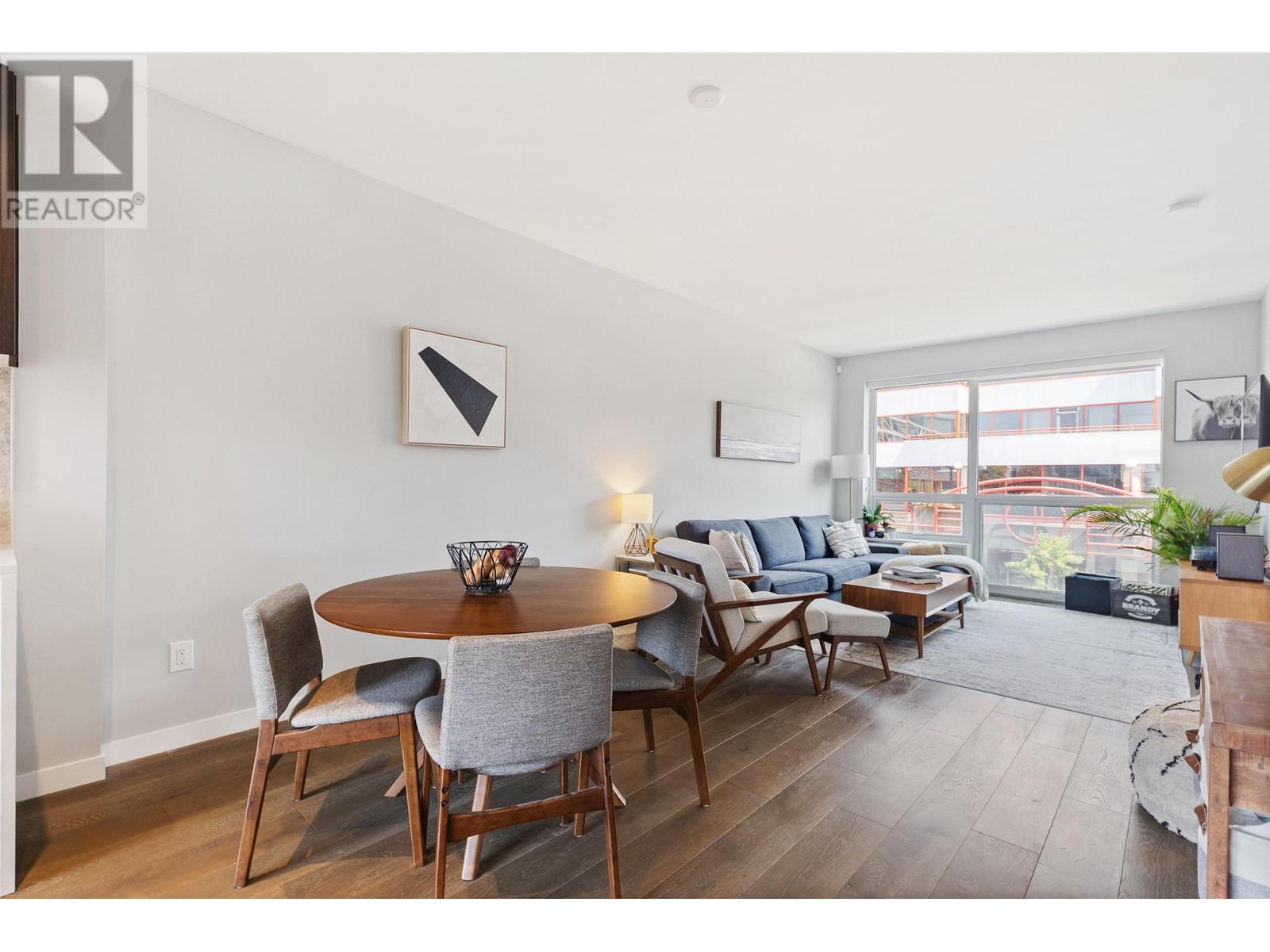 305 118 Carrie Cates Court, North Vancouver, British Columbia  V7L 0B2 - Photo 6 - R2804714