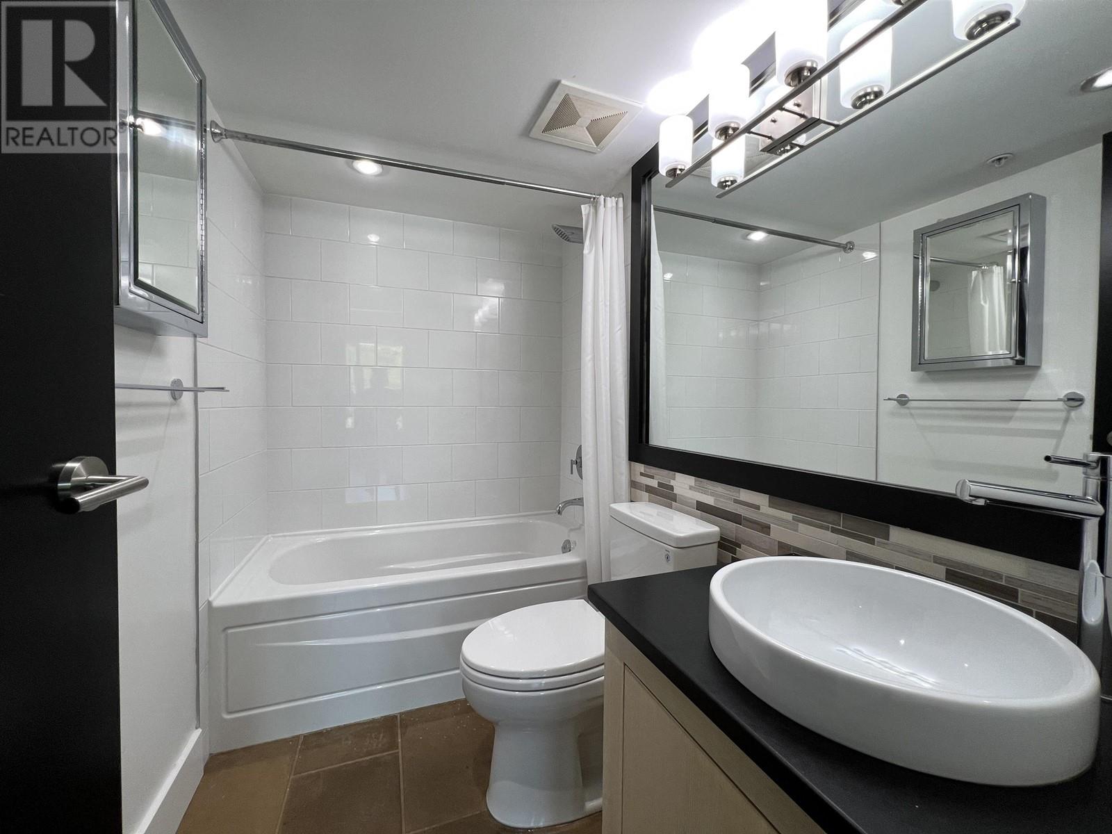 1418 W Hastings Street, Vancouver, British Columbia  V6G 3J6 - Photo 17 - R2804721